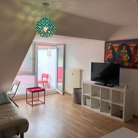 Studio Ochsenfurt Mit Sonnigem Balkon Exterior foto