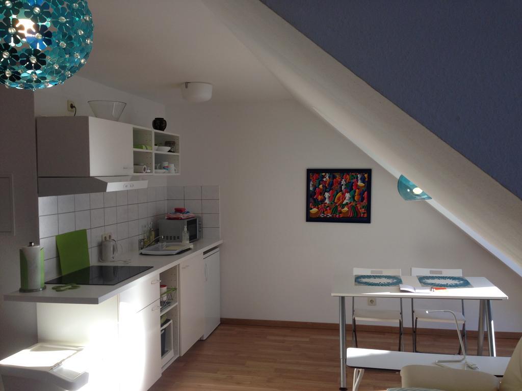 Studio Ochsenfurt Mit Sonnigem Balkon Exterior foto